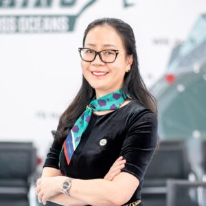 Bà Lê Quỳnh lan 